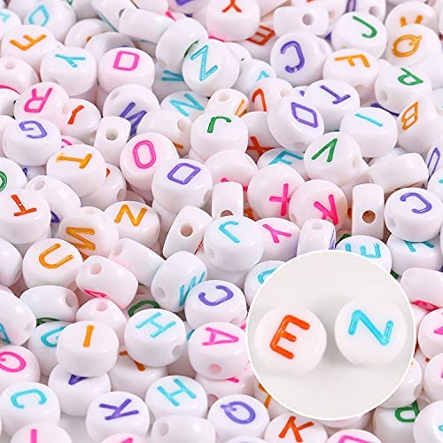 White Heart Letter Beads Acrylic Alphabet Beads with Colorful Letters